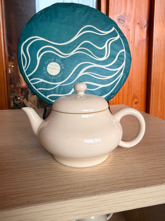 Short cream pot