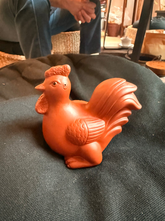 Rooster red tea pet